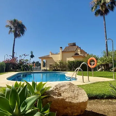 Apartment Vistabella, Terraza Y Piscinas, 4pax, Fuengirola